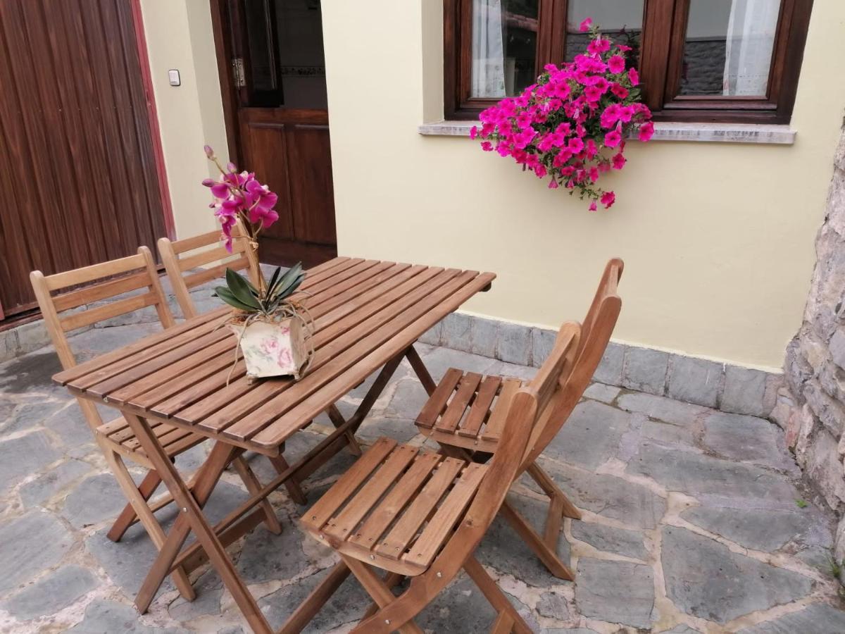 El Jardín De Aleyda, Vv Vacacional Vila Llanes Exterior foto