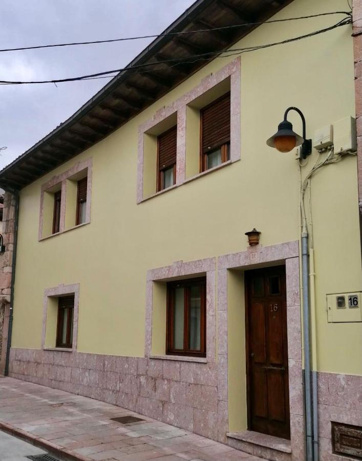 El Jardín De Aleyda, Vv Vacacional Vila Llanes Exterior foto